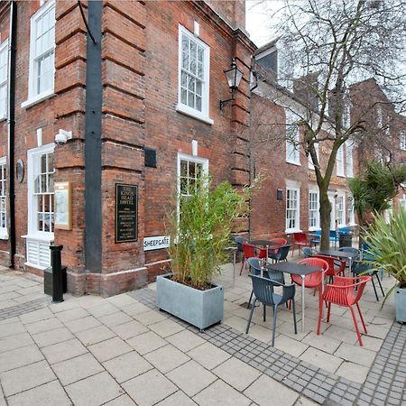 The King'S Head Hotel Wetherspoon Beccles Bagian luar foto