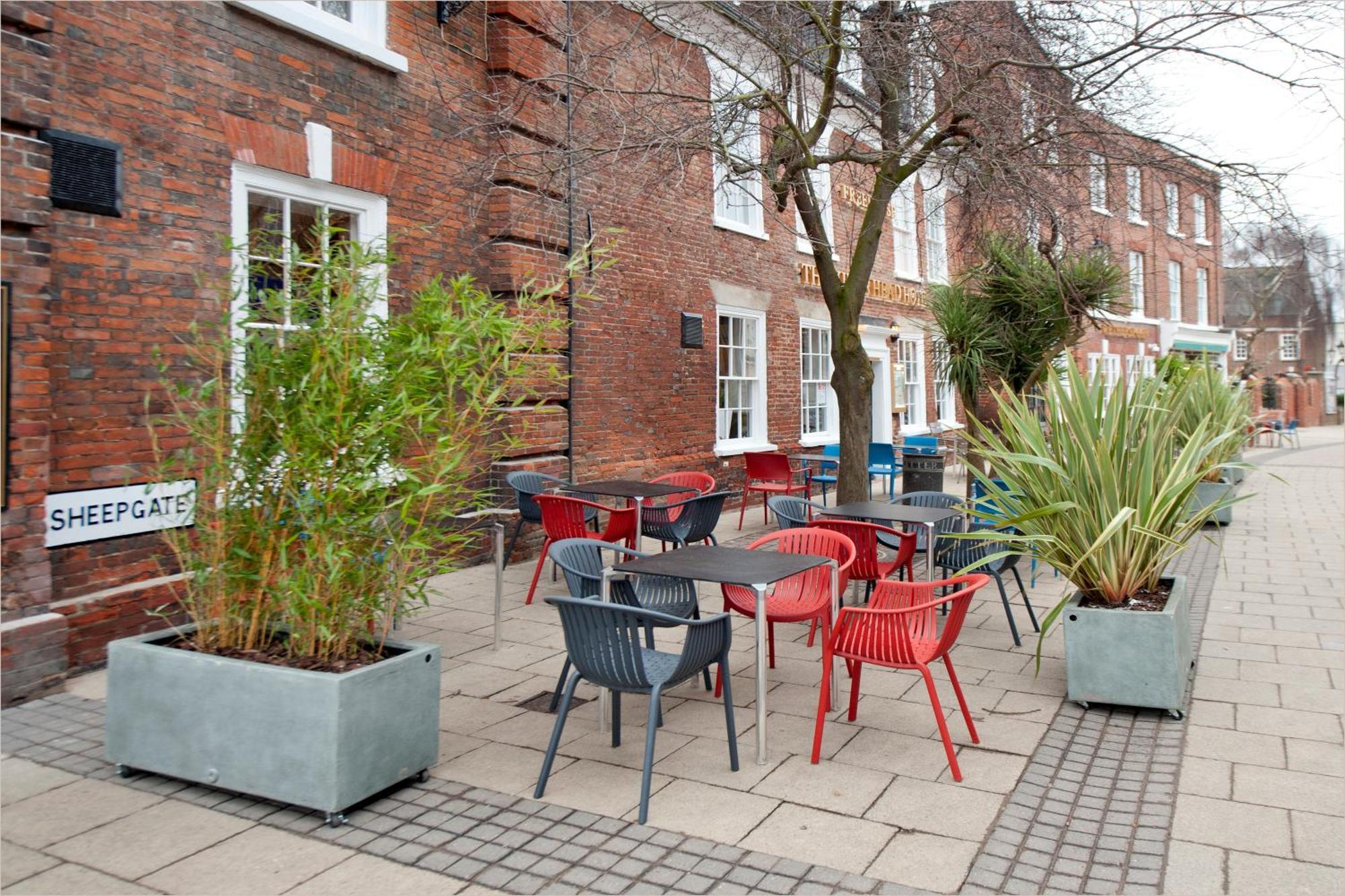 The King'S Head Hotel Wetherspoon Beccles Bagian luar foto